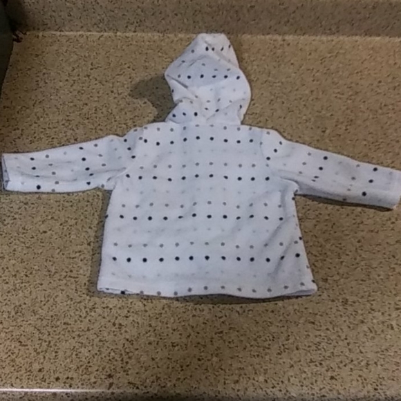 White sweater fleece - Picture 3 of 5